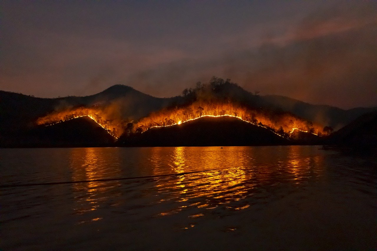 traveling to australia wildfire travelers wifi