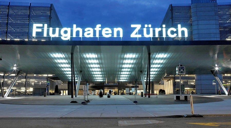zurich airport travelers wifi luggage7-min